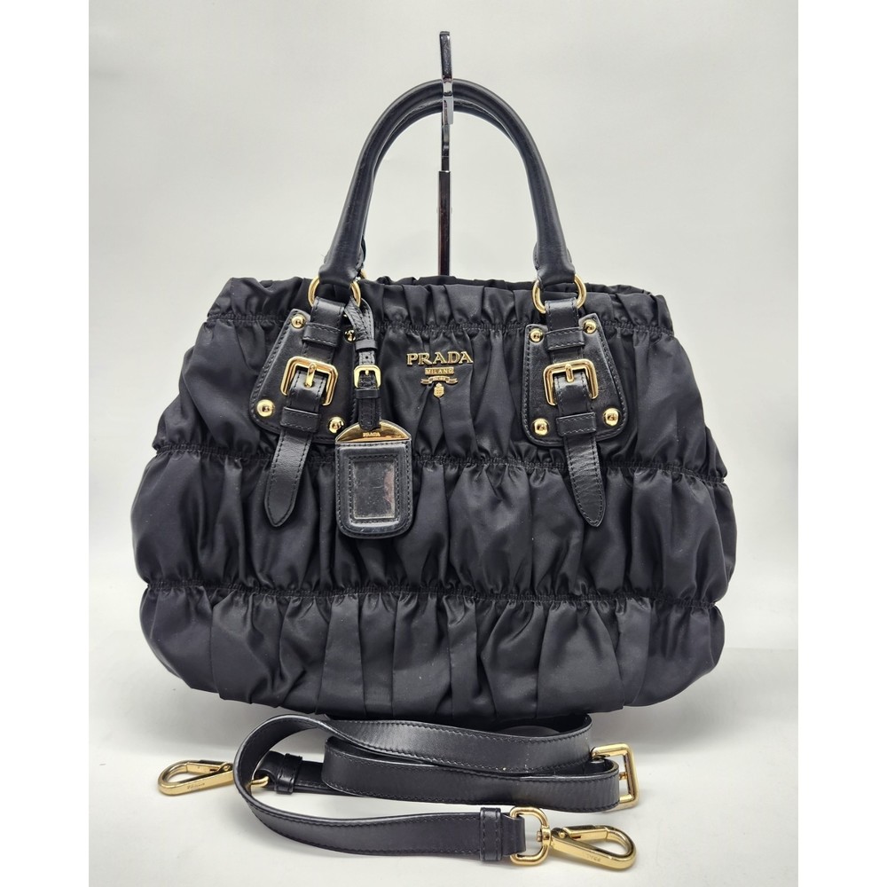 ❤️SOLD❤️PRADA Gaufre Convertible Bag 452PRAXAEG